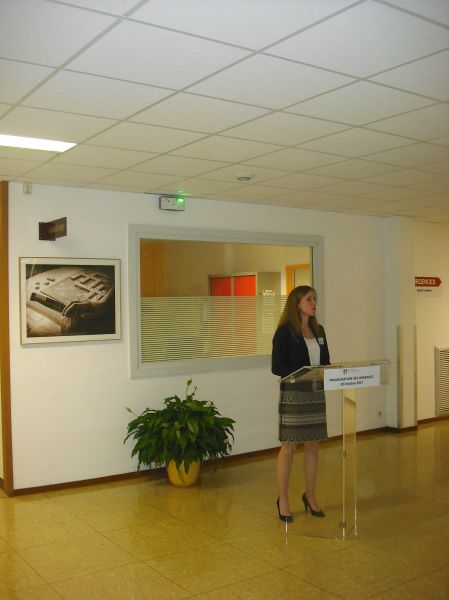 Mme Mélanie VIATOUX, Directrice, pendant son discours